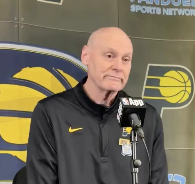 世界杯官方客户端下载-卡莱尔谈祖巴茨：他本赛季会复出的，他情况在慢慢好转