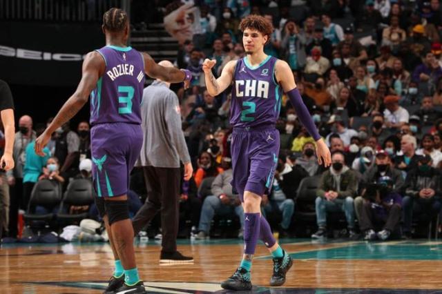 世界杯比赛在线观看平台-新冠疫情再袭NBA！黄蜂一口气倒下四将 三球在列